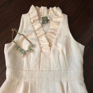 BRAND NEW Ivory Embossed Dress Size 8